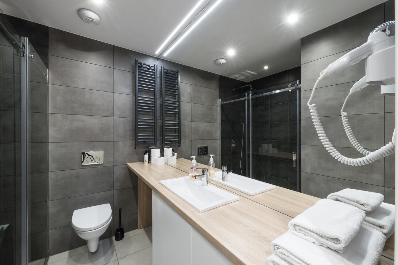 Executive Suites Moduo วอร์ซอ ภายนอก รูปภาพ