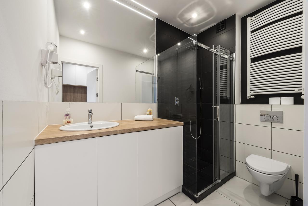 Executive Suites Moduo วอร์ซอ ภายนอก รูปภาพ